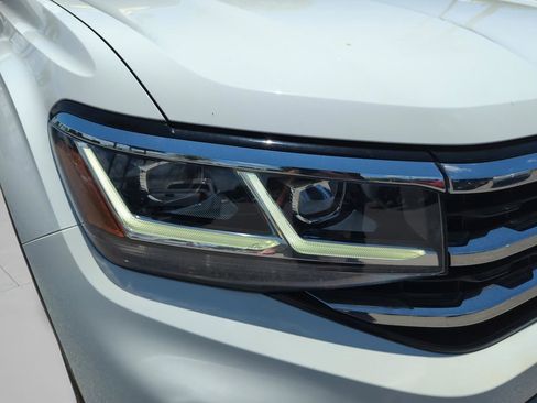 Used 2022 Volkswagen Atlas SEL AWD/4WD image 44
