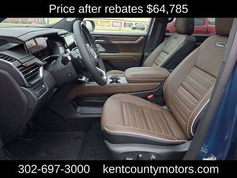 New 2026 GMC Acadia Denali Ultimate w/ LPO, All-Weather Package image 15