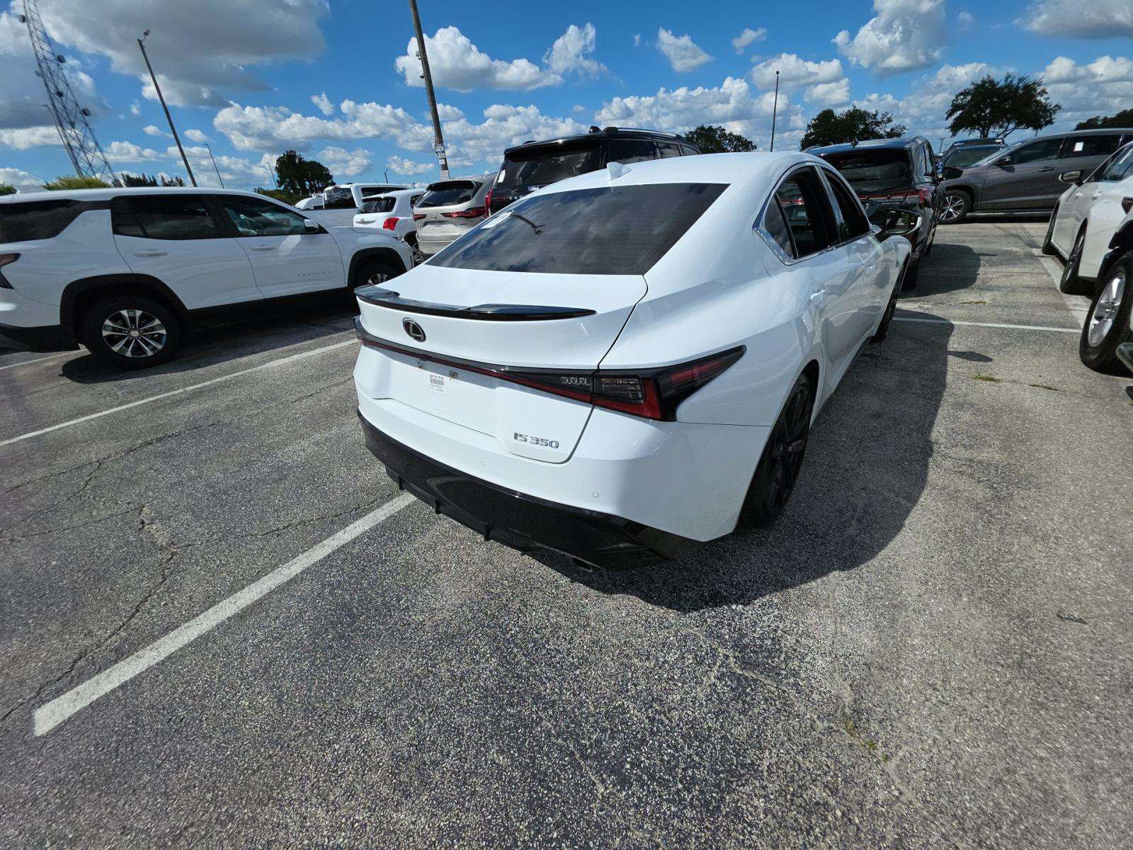 Used 2022 Lexus IS 350 F Sport RWD image 4