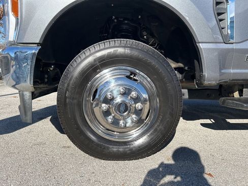 Used 2024 Ford F350 XLT image 33