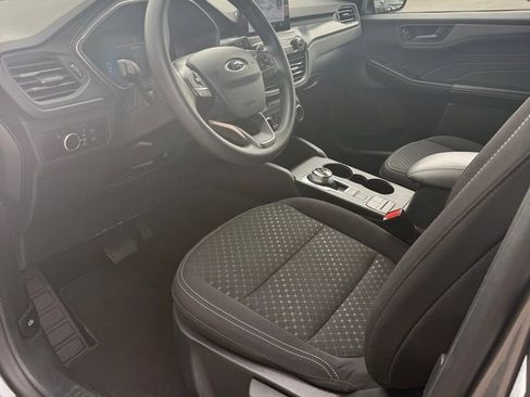 Used 2025 Ford Escape Active image 7