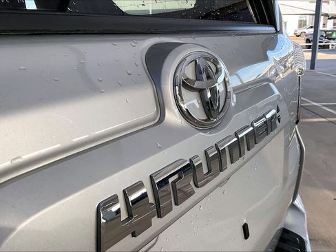 Used 2024 Toyota 4Runner SR5 image 30