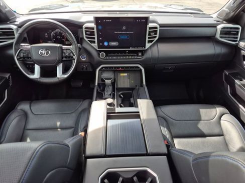 Used 2023 Toyota Tundra Platinum image 18
