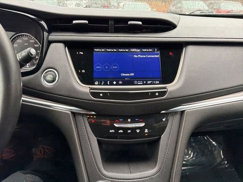 Used 2023 Cadillac XT5 Luxury image 9