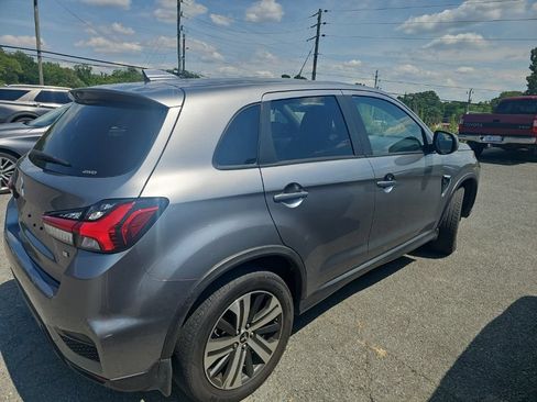 Used 2023 Mitsubishi Outlander Sport SE AWD/4WD image 3