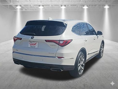 Used 2023 Acura MDX SH-AWD w/ Technology Package image 13