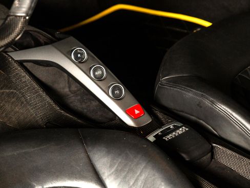 Used 2016 Ferrari 488 GTB image 38