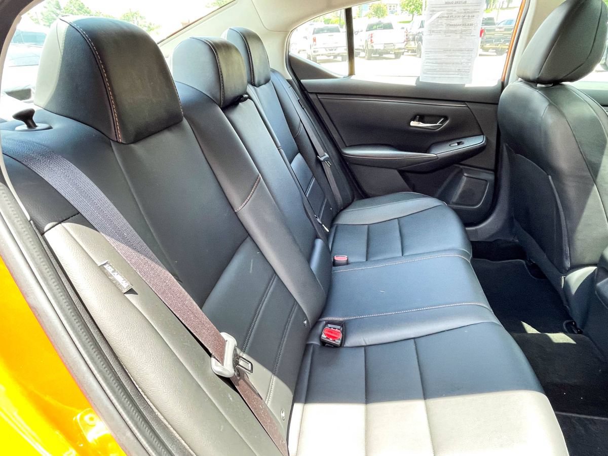 Used 2021 Nissan Sentra SR w/ SR Premium Package FWD image 13