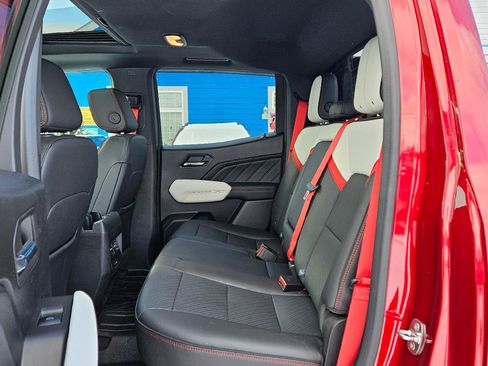 Used 2023 GMC Canyon AT4X image 5