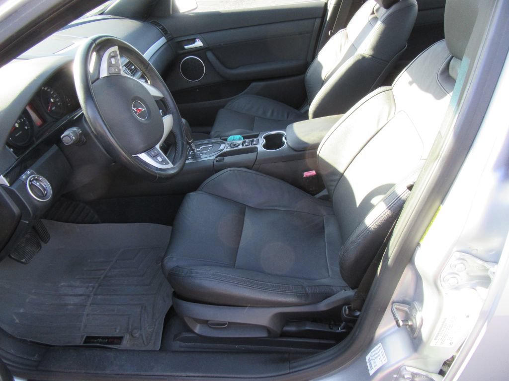Used 2009 Pontiac G8 w/ Premium Package RWD image 13