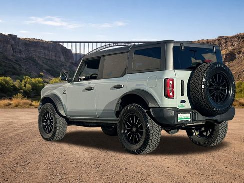 Used 2022 Ford Bronco Wildtrak image 5