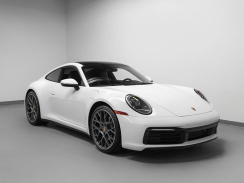 Certified 2021 Porsche 911 Carrera RWD image 10