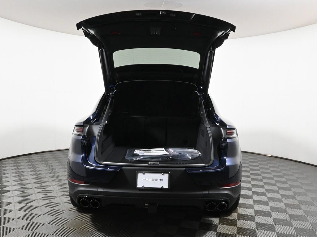 Used 2026 Porsche Cayenne S AWD/4WD image 42