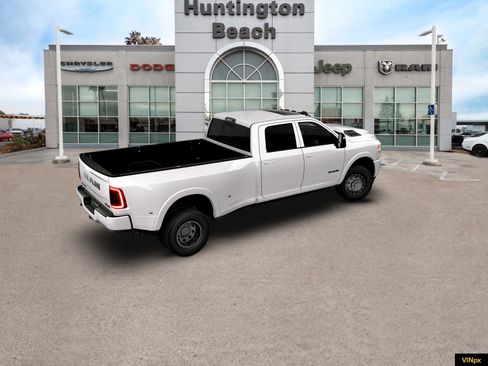 New 2026 RAM 3500 Limited image 6