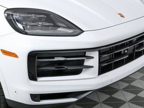 New 2026 Porsche Cayenne S AWD/4WD image 38