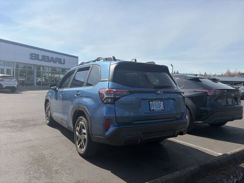 Used 2025 Subaru Forester Limited w/ Popular Package #2 image 5