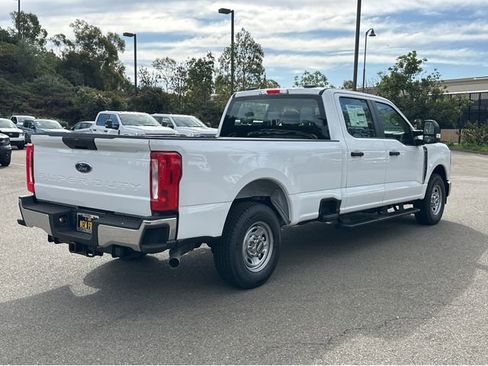 New 2026 Ford F250 XL w/ XL Chrome Package image 6