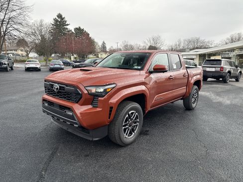 New 2025 Toyota Tacoma TRD Sport image 1