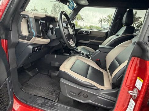 Certified 2023 Ford Bronco Wildtrak AWD/4WD image 8