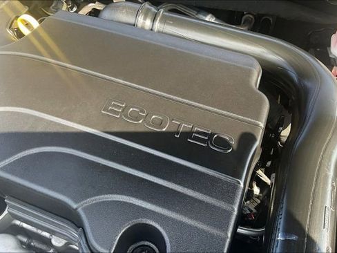 Used 2024 Chevrolet Malibu LT image 39