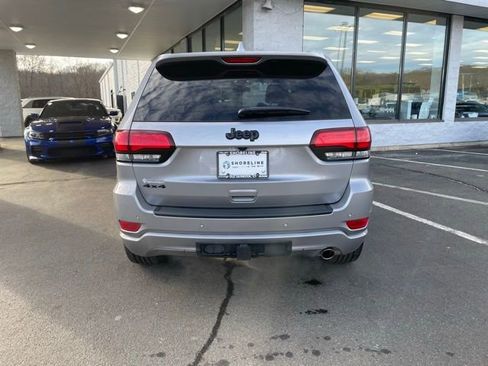 Used 2021 Jeep Grand Cherokee Laredo X image 7