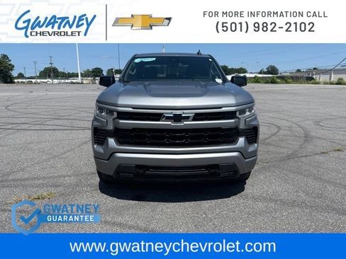 Used 2024 Chevrolet Silverado 1500 RST w/ Z71 Off-Road Package AWD/4WD image 2