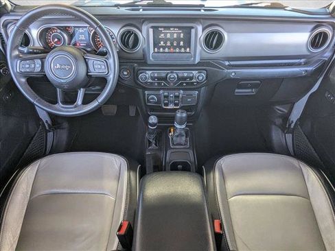 Used 2022 Jeep Gladiator Sport image 17