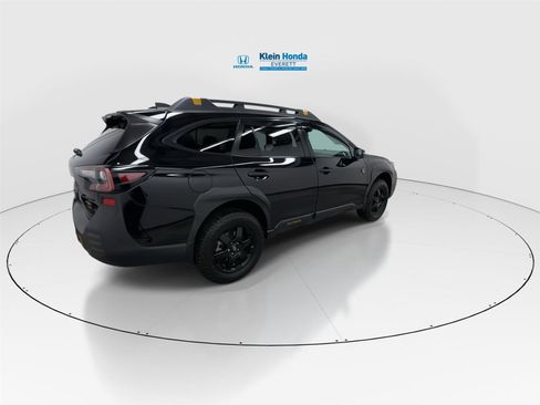 Used 2022 Subaru Outback Wilderness w/ Wilderness Package AWD/4WD image 2