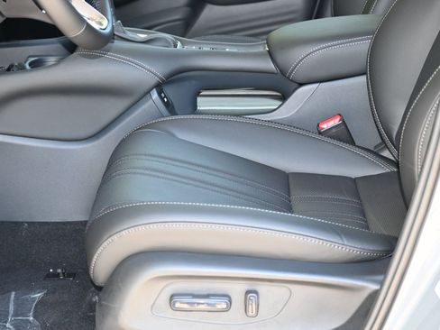 New 2026 Honda HR-V EX-L image 15