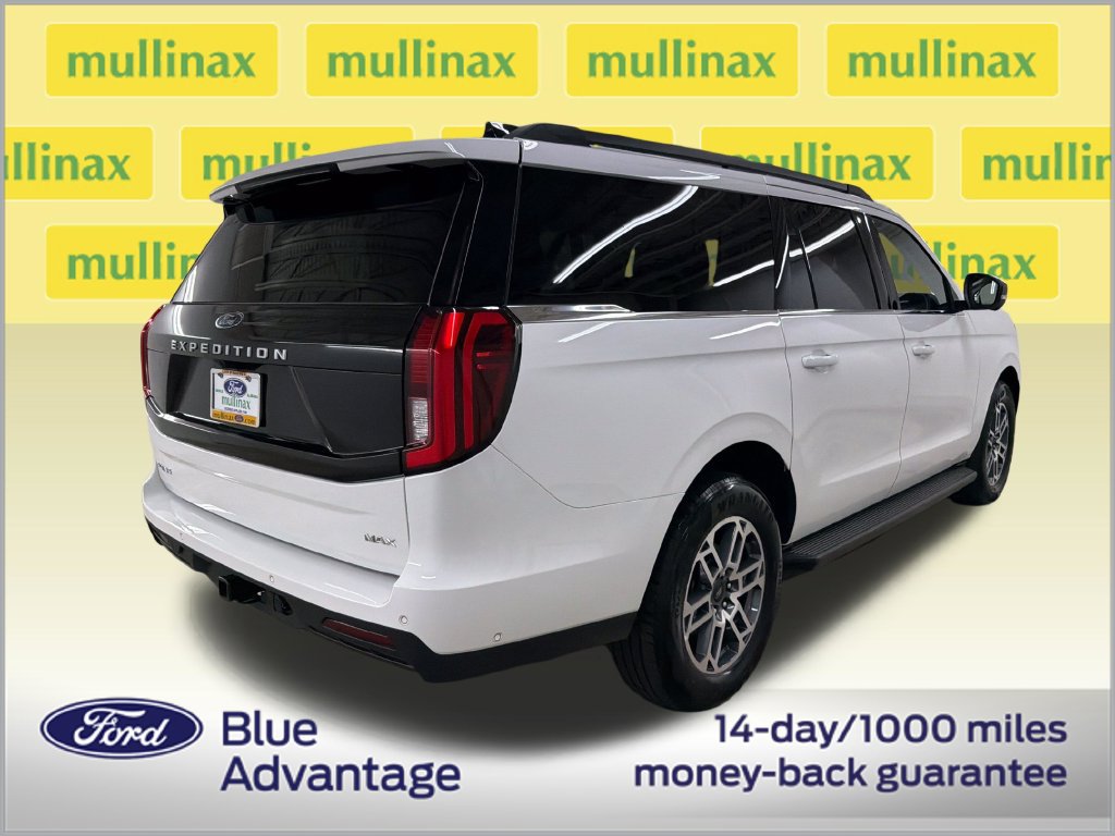 Certified 2025 Ford Expedition Max Active RWD image 3