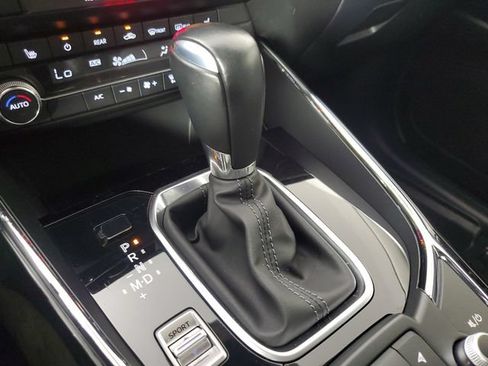 Used 2022 MAZDA CX-9 Touring AWD/4WD image 29