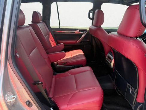 Used 2020 Lexus GX 460 Premium image 24