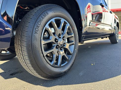 New 2026 Toyota Tundra Platinum image 17