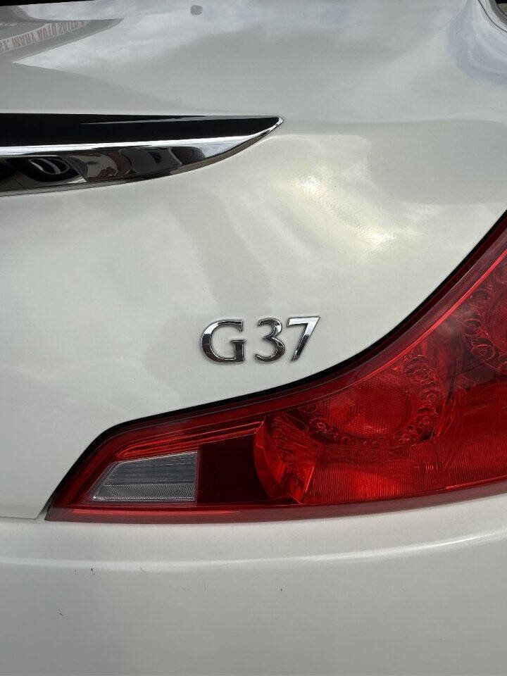 Used 2010 INFINITI G37 Journey w/ Premium Pkg RWD image 31