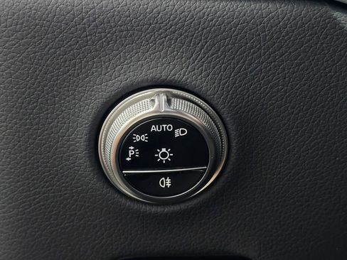 New 2025 Mercedes-Benz GLC 300 4MATIC image 24