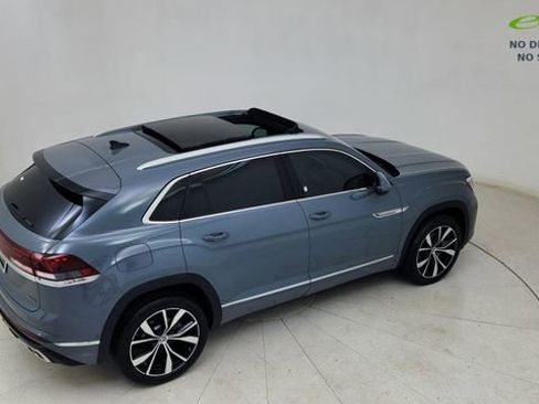 Used 2025 Volkswagen Atlas Cross Sport SEL Premium R-Line image 88