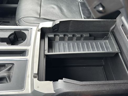 Used 2016 Ford F150 Lariat image 20