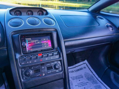 Used 2005 Lamborghini Gallardo image 30