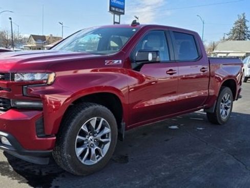 Used 2022 Chevrolet Silverado 1500 RST image 3