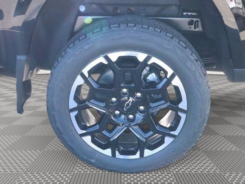 New 2026 Chevrolet Colorado Z71 w/ Technology Package image 18