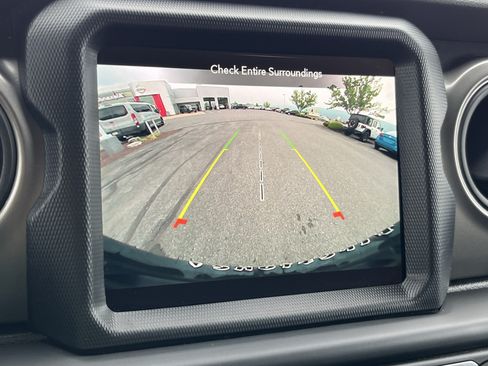 Used 2023 Jeep Wrangler Unlimited w/ 8.4" Radio Group AWD/4WD image 35
