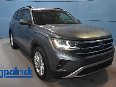 Used 2023 Volkswagen Atlas SE w/ Panoramic Sunroof Package
