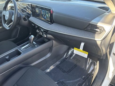 New 2026 Nissan Kicks S image 10