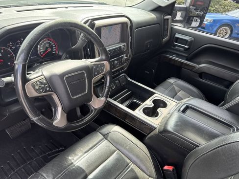 Used 2015 GMC Sierra 3500 Denali w/ Duramax Plus Package AWD/4WD image 32