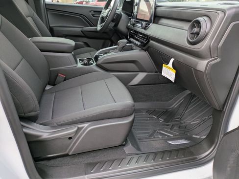 New 2024 Chevrolet Colorado W/T w/ Technology Package image 32