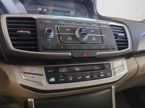 Used 2014 Honda Accord LX image 10