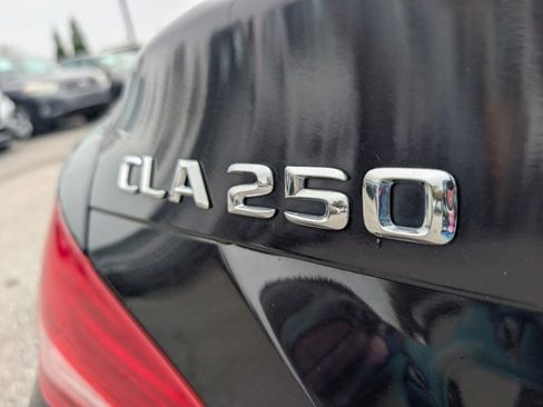 Used 2014 Mercedes-Benz CLA 250 image 27