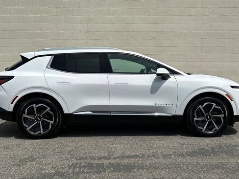 Certified 2024 Chevrolet Equinox EV LT w/ LPO, Trailering Package AWD/4WD image 3