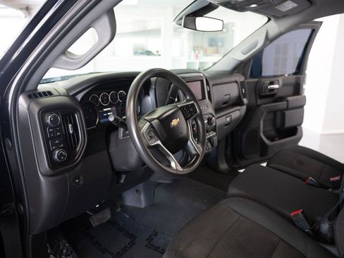 Used 2021 Chevrolet Silverado 1500 Custom w/ Safety Confidence Package AWD/4WD image 10