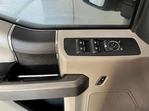 Used 2019 Ford F350 XLT w/ XLT Value Package image 54